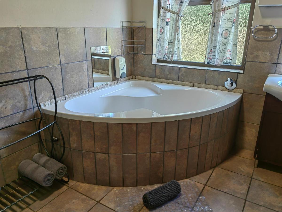 Mountain Valley Stay - Unit 4 Mbombela Zewnętrze zdjęcie